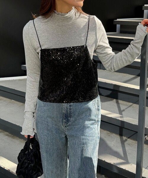 fredy emue（フレディエミュ）の「スパンコールキャミビスチェ（シャツ/ブラウス・レディース・シルバー/ブラック/サックスブルー・38）」の11枚目の写真