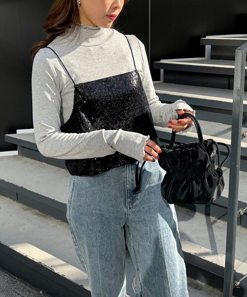 fredy emue（フレディエミュ）の「スパンコールキャミビスチェ（シャツ/ブラウス・レディース・シルバー/ブラック/サックスブルー・38）」の12枚目の写真