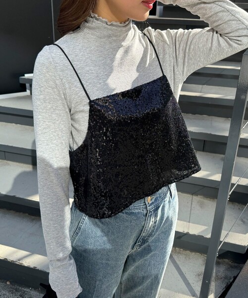 fredy emue（フレディエミュ）の「スパンコールキャミビスチェ（シャツ/ブラウス・レディース・シルバー/ブラック/サックスブルー・38）」の14枚目の写真