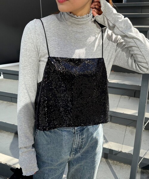 fredy emue（フレディエミュ）の「スパンコールキャミビスチェ（シャツ/ブラウス・レディース・シルバー/ブラック/サックスブルー・38）」の15枚目の写真