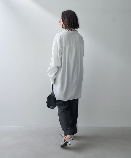eL（エル）の「【eL】Boxy Big Shirt /101911（シャツ/ブラウス・レディース・オフホワイト/サックスブルー・FREE）」の10枚目の写真