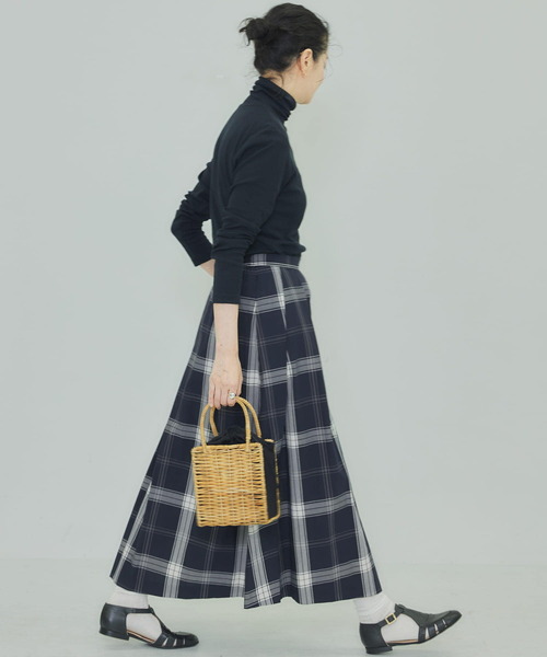 かぐれ（カグレ）の「ハイツイストコットンタートルカットソー（T