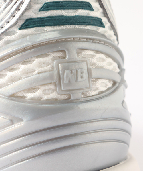 NEW BALANCE(ニューバランス)の「《WEB限定》【New Balance / ニューバランス】M1906R EE(スニーカー・メンズ・シルバー・26cm/26.5cm/27cm/27.5cm/28cm)」の13枚目の写真