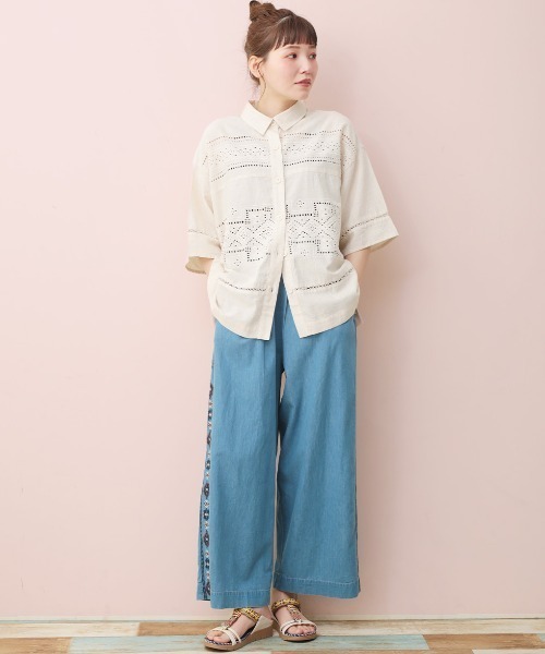 チチカカ（チチカカ）の「Rico カットワークエンブロイダリーシャツ（シャツ/ブラウス・レディース・ブラック/パープル/ナチュラル・FREE）」の5枚目の写真