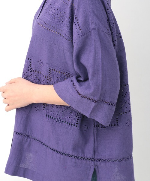 チチカカ（チチカカ）の「Rico カットワークエンブロイダリーシャツ（シャツ/ブラウス・レディース・ブラック/パープル/ナチュラル・FREE）」の15枚目の写真