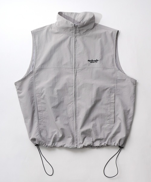 Mark Gonzales(マーク・ゴンザレス)の「MARK GONZALES ARTWORK COLLECTION/マークゴンザレス 別注 オーバーサイズ ナイロンテック ベスト/レディース メンズ(ベスト・メンズ・ブラック/ブラック系その他/ライトグレー/ネイビー・M/L/XL)」の3枚目の写真