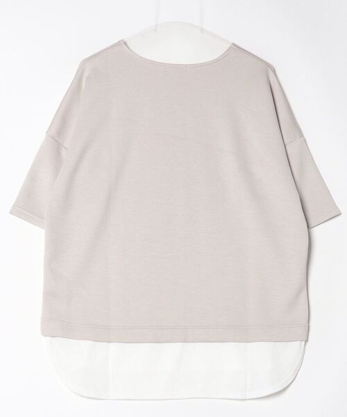 URBAN COLLECTION（アーバンコレクション）の「URBAN COLLECTION エアスムージー　フェイクレイヤードプリント入りTシャツ（Tシャツ/カットソー・レディース・チャコールグレー/ベージュ/ライトグリーン/ラベンダー・フリー）」の5枚目の写真