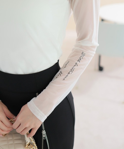 LIPSERVICE(リップサービス)の「TATOOチュールトップス(Tシャツ/カットソー・レディース・アイボリー/ブラック・FREE)」の14枚目の写真