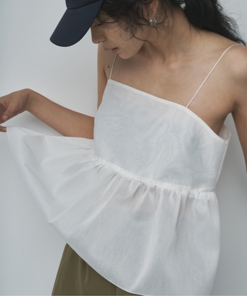 【美品】ガリャルダガランテ フェザーキャミソール ホワイト 美品】ガリャルダガランテ フェザーキャミソール ホワイト HYPHA