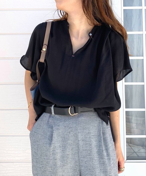 Q（キュー）の「シアーレーヨンスキッパーシャツ（シャツ/ブラウス・レディース・ピンク/ブラック/ベージュ/バーガンディー/マスタード・MEDIUM）」の2枚目の写真