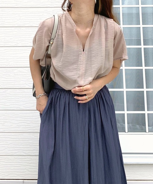 Q（キュー）の「シアーレーヨンスキッパーシャツ（シャツ/ブラウス・レディース・ピンク/ブラック/ベージュ/バーガンディー/マスタード・MEDIUM）」の17枚目の写真