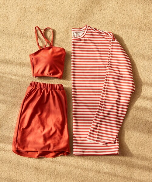 FREAK'S STORE(フリークスストア)の「限定展開 ボーダーラッシュガード付ビキニ3Pセット(水着・スイムウェア)(水着・レディース・ブラック/ベージュ/グリーン/レッド/ブルー・MEDIUM/SMALL)」の11枚目の写真