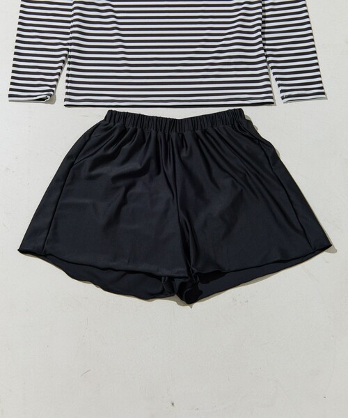 FREAK'S STORE(フリークスストア)の「限定展開 ボーダーラッシュガード付ビキニ3Pセット(水着・スイムウェア)(水着・レディース・ブラック/ベージュ/グリーン/レッド/ブルー・MEDIUM/SMALL)」の8枚目の写真