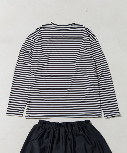 FREAK'S STORE(フリークスストア)の「限定展開 ボーダーラッシュガード付ビキニ3Pセット(水着・スイムウェア)(水着・レディース・ブラック/ベージュ/グリーン/レッド/ブルー・MEDIUM/SMALL)」の6枚目の写真