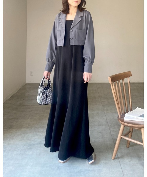 She's Closet（シーズクローゼット）の「ショート丈クロップドシングルテーラードジャケット（テーラードジャケット・レディース・アイボリー/チャコールグレー/ブラック・FREE）」の11枚目の写真