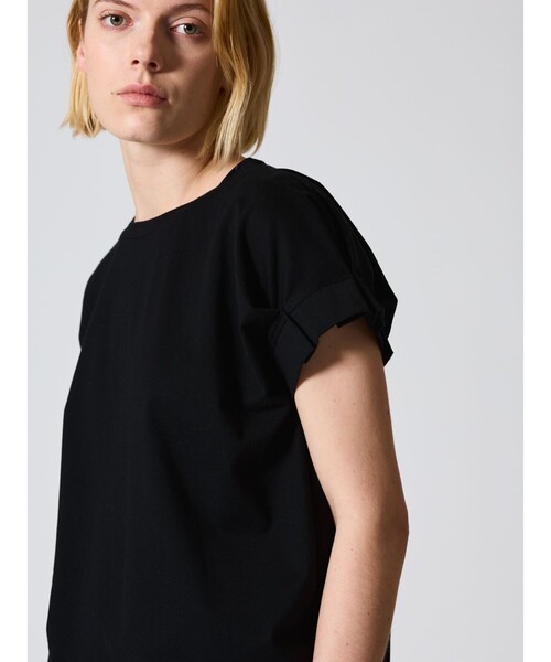 mizuiroind(ミズイロインド)の「mizuiro ind フリルスリーブクルーネックプルオーバー(Tシャツ/カットソー・レディース・キナリ/オフホワイト/グレー/ブラック/ブルー・FREE)」の15枚目の写真