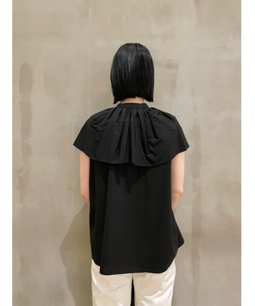 Mila Owen（ミラオーウェン）の「スタンドカラーラッフルボウタイブラウス【手洗い可能】（Tシャツ/カットソー・レディース・ドット/ホワイト/ブラック・1/0）」の18枚目の写真