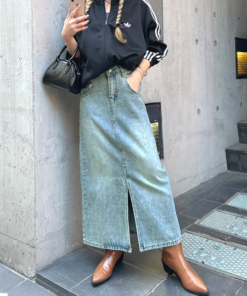 Futier land(フューティアランド)の「フロントスリットデニムロングスカート(デニムスカート・レディース・ライトブルー・MEDIUM/LARGE)」の3枚目の写真