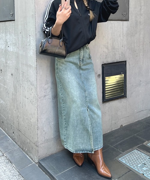 Futier land(フューティアランド)の「フロントスリットデニムロングスカート(デニムスカート・レディース・ライトブルー・MEDIUM/LARGE)」の6枚目の写真