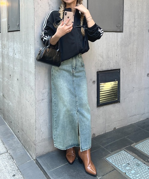 Futier land(フューティアランド)の「フロントスリットデニムロングスカート(デニムスカート・レディース・ライトブルー・MEDIUM/LARGE)」の7枚目の写真