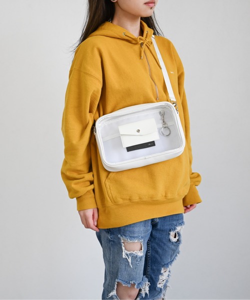 An+u(アンユー)の「PVCショルダーバッグ(ショルダーバッグ・レディース・ホワイト/ブラック・ONE SIZE)」の14枚目の写真