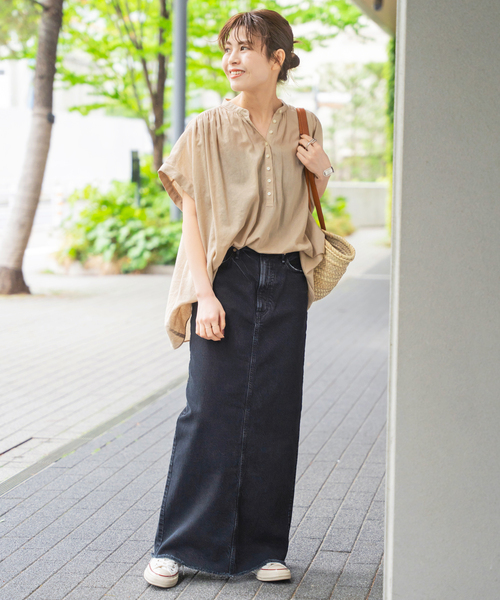 Spick & Span(スピックアンドスパン)の「コットンリネンギャザーフレンチスリーブシャツ(シャツ/ブラウス・レディース・オレンジ/ネイビー/ホワイト/ベージュ・FREE)」の21枚目の写真
