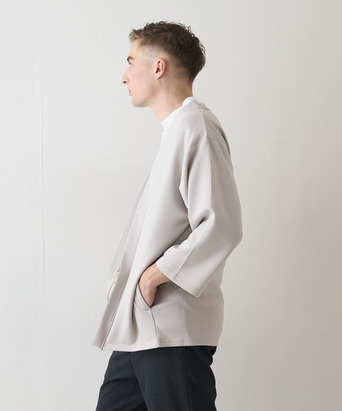 Blue Standard (ブルースタンダード)の「【BLUE STANDARD/ブルースタンダード】ふわとろタッチ COOLスムース ダンボール ボタンレスカーディガン トッパーカーデ 接触冷感 DRY ストレッチ(カーディガン/ボレロ・メンズ・ブラック/ネイビー/グレー/チャコールグレー・LARGE/X-LARGE/MEDIUM)」の18枚目の写真