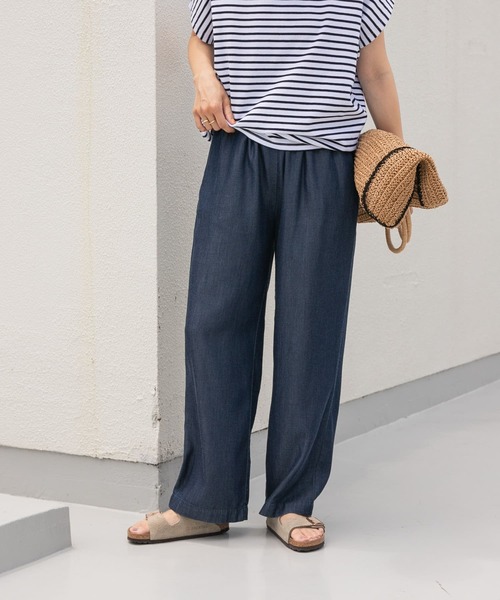 URBAN RESEARCH DOORS（アーバンリサーチドアーズ）の「リヨセルデニムイージーパンツ（デニムパンツ・レディース・インディゴブルー/ブラック・MEDIUM/SMALL）」の18枚目の写真