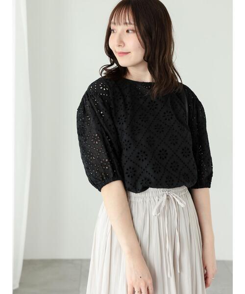 Te chichi TERRASSE（テチチテラス）の「【セットアップ可】カットワークレースボリューム袖ブラウス（シャツ/ブラウス・レディース・グリーン/オフホワイト/ブラック・F）」の10枚目の写真