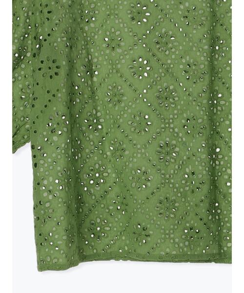 Te chichi TERRASSE（テチチテラス）の「【セットアップ可】カットワークレースボリューム袖ブラウス（シャツ/ブラウス・レディース・グリーン/オフホワイト/ブラック・F）」の17枚目の写真