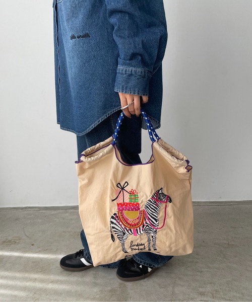 セール】デザイン 刺繍 マーケット トートバッグ（トートバッグ