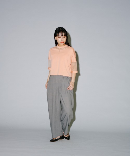 terrace(テラス)の「コンビネーションシアーショート丈カットソー(Tシャツ/カットソー・レディース・オレンジ/オフホワイト/グレー/ブラック/ピンク系その他・MEDIUM)」の18枚目の写真