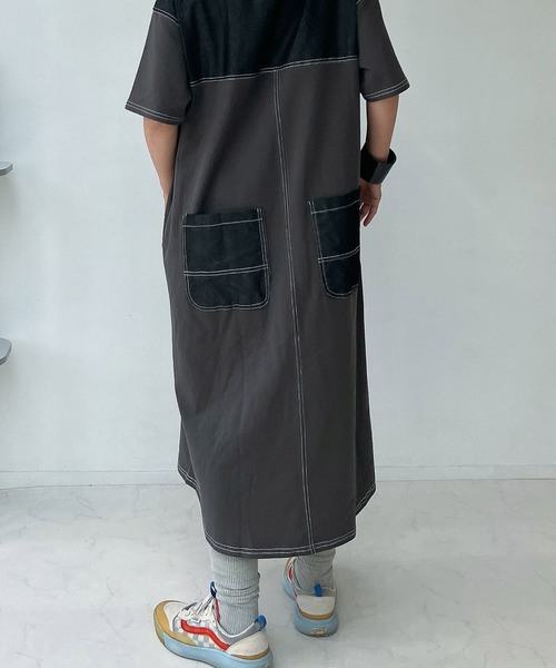 AS KNOW AS plus(アズノゥアズプラス)の「◎ダブルポケット 天竺とデニム切り替えワンピ―ス(ワンピース・レディース・カーキ/チャコールグレー/ネイビー・FREE)」の20枚目の写真