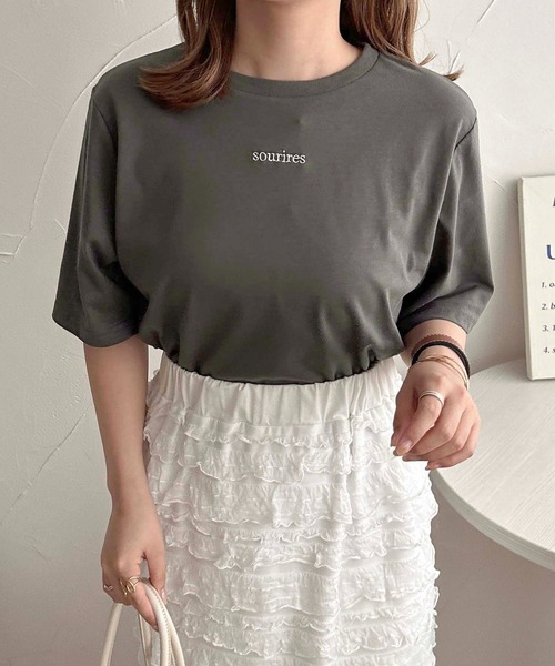 apres jour clair（アプレジュールクレア）の「【apres jour clair】アソートTシャツ【ZOZOTOWN限定アイテム】（Tシャツ/カットソー・レディース・グレー系その他/チャコールグレー/オフホワイト/ホワイト系その他2・フリー/X-LARGE）」の21枚目の写真