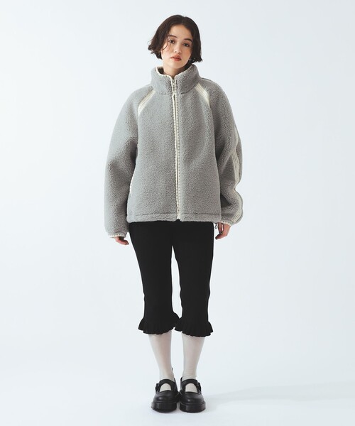 Ray BEAMS(レイビームス)の「【WEB限定】UGG(R) / Nikia Crochet UGGfluff Jacket(その他アウター・レディース・ブラック/グレー・SMALL)」の3枚目の写真