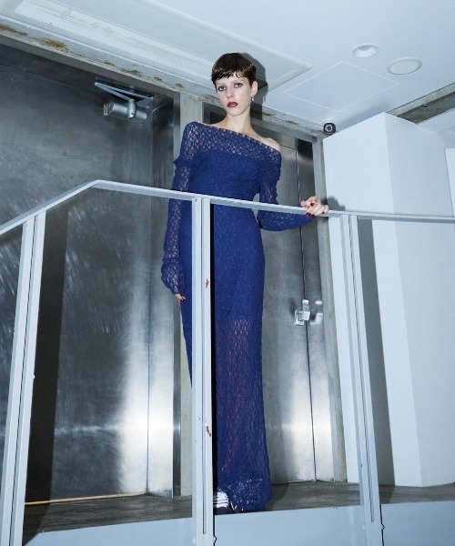 WONEM（ウォンエム）の「ドレープオフショルレースロングワンピース（ワンピース・レディース・ネイビー/ブラック/グレー・FREE）」の13枚目の写真