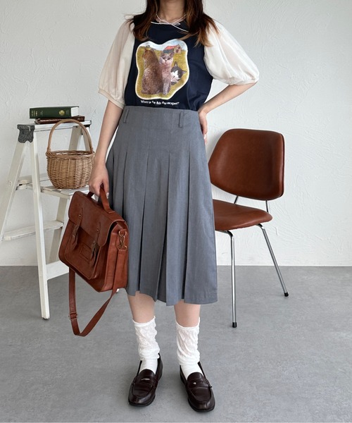 kutir（クティール）の「チュールドッキングパフスリーブ猫Tシャツ（Tシャツ/カットソー・レディース・ボルドー/ネイビー/アイボリー・FREE）」の16枚目の写真