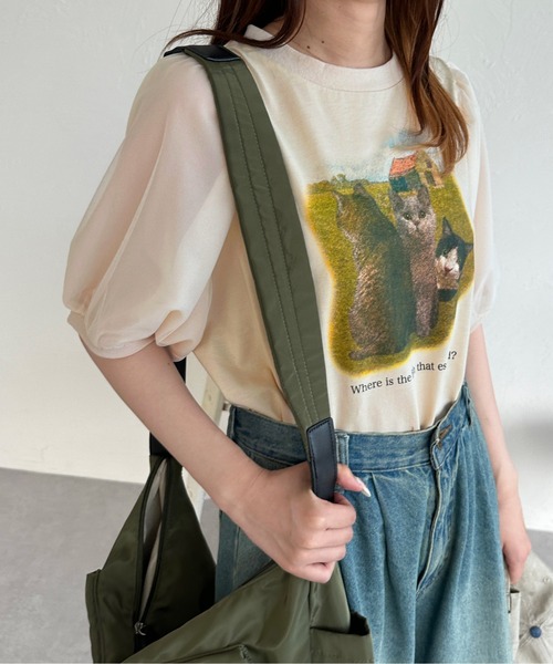 kutir（クティール）の「チュールドッキングパフスリーブ猫Tシャツ（Tシャツ/カットソー・レディース・ボルドー/ネイビー/アイボリー・FREE）」の4枚目の写真