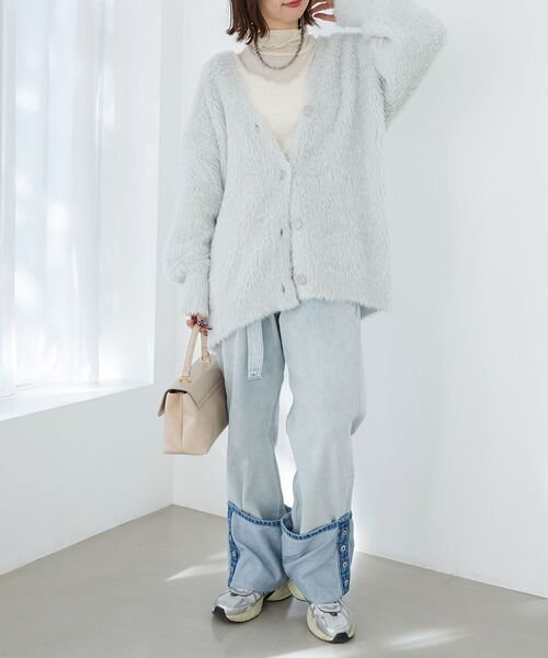 MAJESTIC LEGON（マジェスティックレゴン）の「フワフワシャギーミディカーディガン（カーディガン/ボレロ・レディース・チャコールグレー/アイボリー/ライトピンク/ブルー系その他5・MEDIUM）」の11枚目の写真