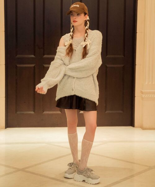 MAJESTIC LEGON（マジェスティックレゴン）の「フワフワシャギーミディカーディガン（カーディガン/ボレロ・レディース・チャコールグレー/アイボリー/ライトピンク/ブルー系その他5・MEDIUM）」の8枚目の写真