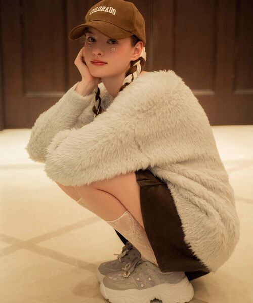 MAJESTIC LEGON（マジェスティックレゴン）の「フワフワシャギーミディカーディガン（カーディガン/ボレロ・レディース・チャコールグレー/アイボリー/ライトピンク/ブルー系その他5・MEDIUM）」の7枚目の写真