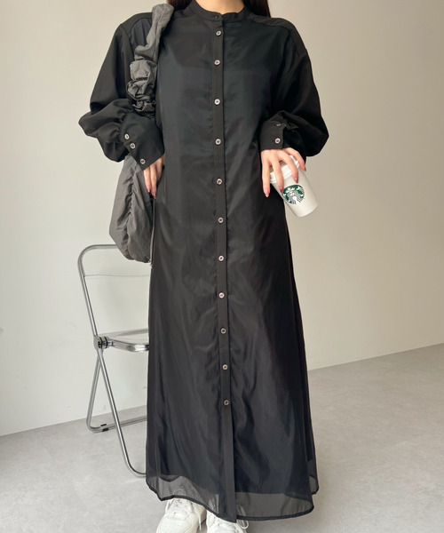 Eclat one(エクラワン)の「【Eclat one】オーガンジー ドッキング バンドカラー シャツワンピース(シャツワンピース・レディース・グレイッシュベージュ/ブラック/チャコール・FREE)」の1枚目の写真