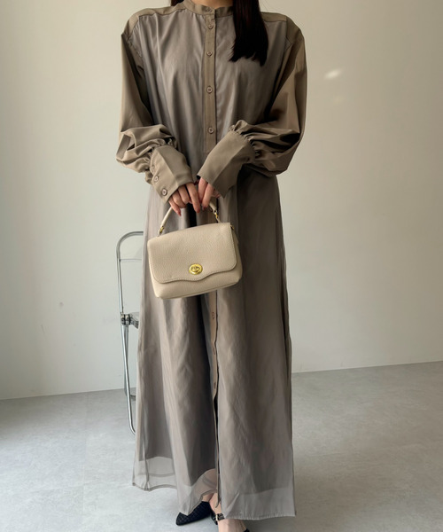 Eclat one(エクラワン)の「【Eclat one】オーガンジー ドッキング バンドカラー シャツワンピース(シャツワンピース・レディース・グレイッシュベージュ/ブラック/チャコール・FREE)」の18枚目の写真