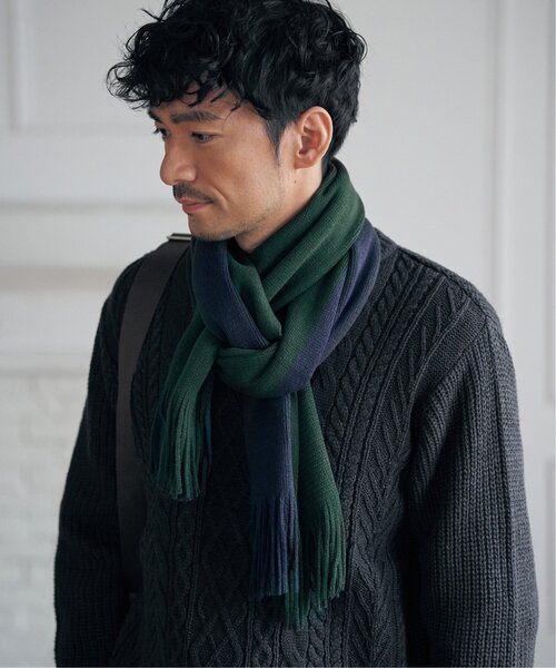 ikka（イッカ）の「【抗菌防臭】ラッセルバイカラーマフラー（マフラー・メンズ・グリーン/ブラック/ネイビー・FREE）」の2枚目の写真