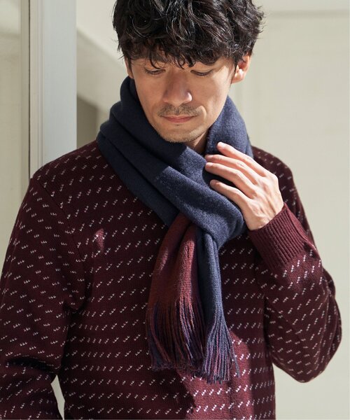 ikka（イッカ）の「【抗菌防臭】ラッセルバイカラーマフラー（マフラー・メンズ・グリーン/ブラック/ネイビー・FREE）」の4枚目の写真