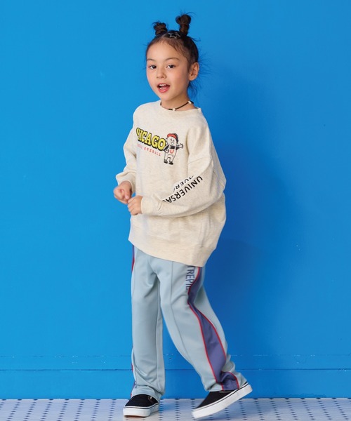 UNIVERSAL OVERALL（ユニバーサルオーバーオール）の「【UNIVERSAL OVERALL】別注プリントトレーナー（スウェット・キッズ・ブラック/オフホワイト/ベージュ・80/90/95/100/110/120/130/140/150）」の11枚目の写真