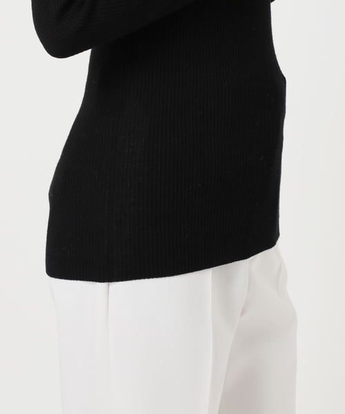 Noble（ノーブル）の「《追加3》リブタートルネックニット（ニット/セーター・レディース・ホワイト/ブラック/キャメル・FREE）」の15枚目の写真