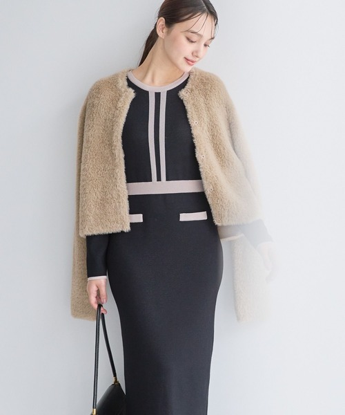 Andemiu(アンデミュウ)の「フェザーニットジャケット151326(カーディガン/ボレロ・レディース・チャコールグレー/ライトベージュ/アイボリー・FREE)」の12枚目の写真