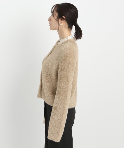 Andemiu(アンデミュウ)の「フェザーニットジャケット151326(カーディガン/ボレロ・レディース・チャコールグレー/ライトベージュ/アイボリー・FREE)」の8枚目の写真