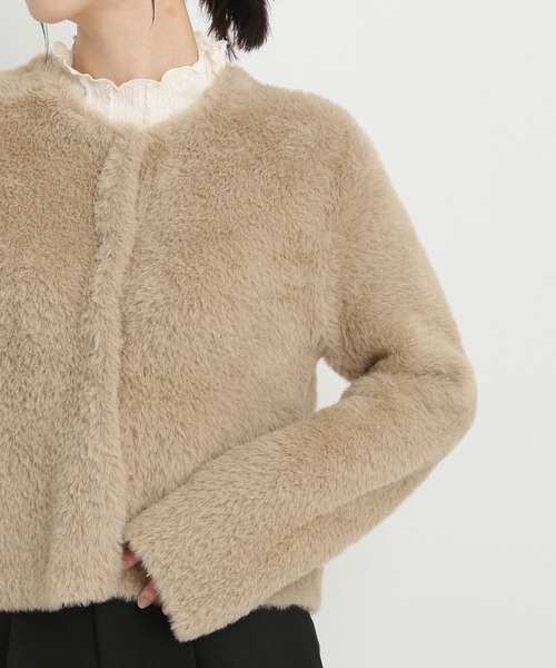 Andemiu(アンデミュウ)の「フェザーニットジャケット151326(カーディガン/ボレロ・レディース・チャコールグレー/ライトベージュ/アイボリー・FREE)」の18枚目の写真